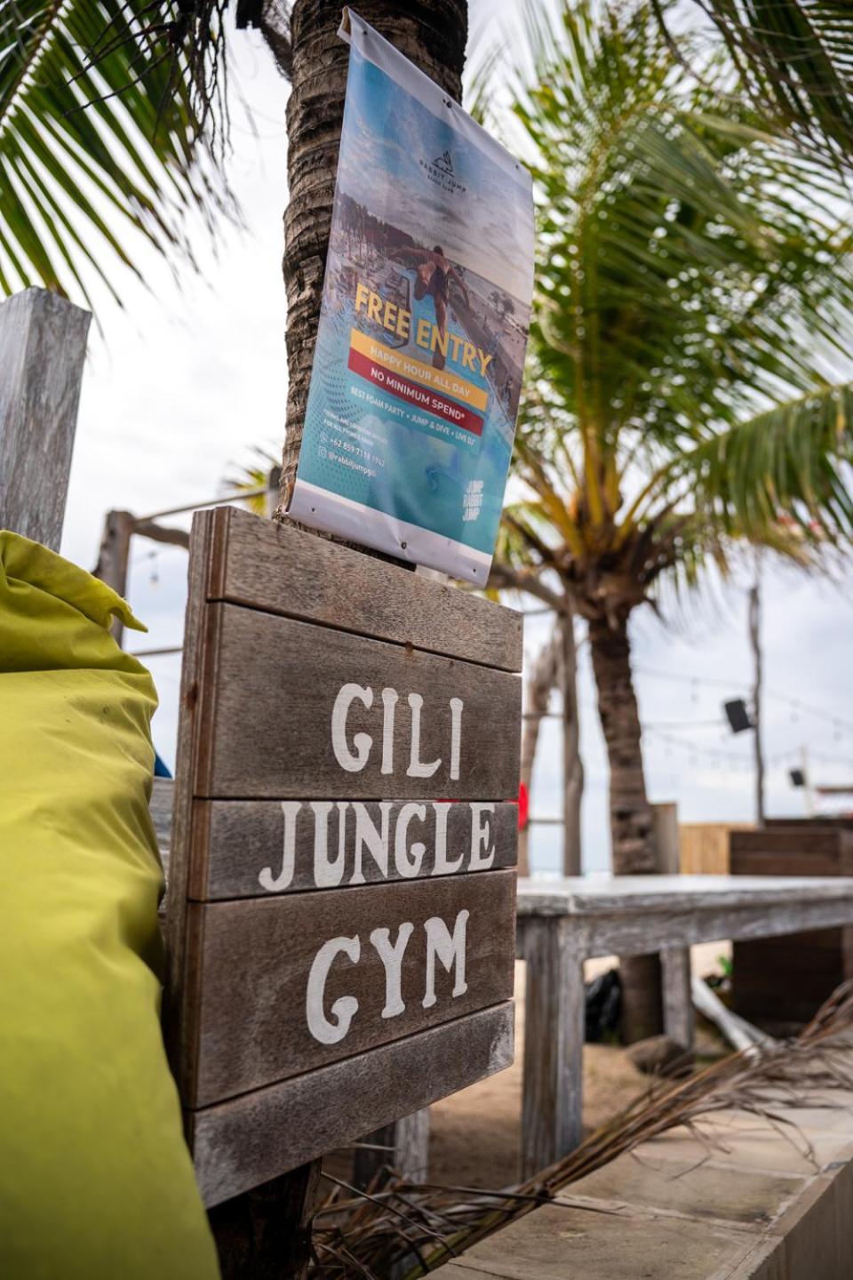 Gili Ocean Club - Adults Only Hotel Gili Trawangan Exterior photo